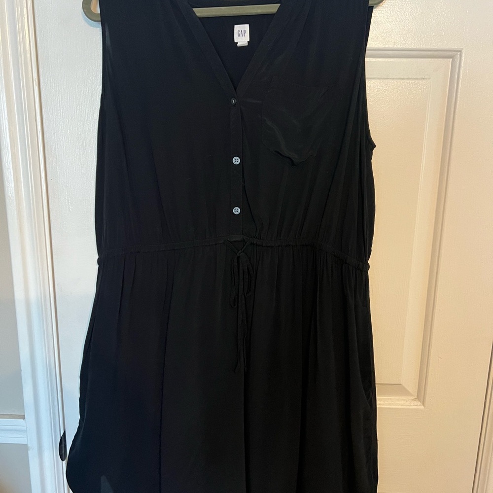 GAP Black Sleeveless Dress